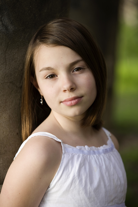 Leah Catherine Thompson headshot